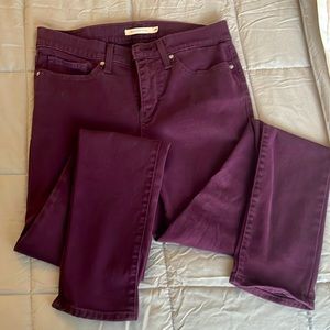 Amazing pair of 311 shaping skinny wine colored jeans!